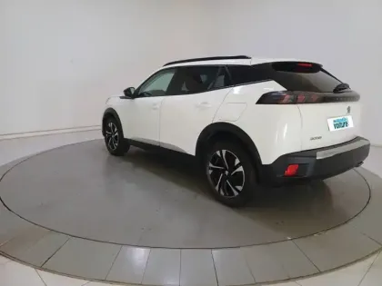 Photo 31 Peugeot 2008  BlueHDi 130 S&S EAT8