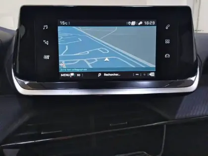 Photo 43 Peugeot 2008  BlueHDi 130 S&S EAT8