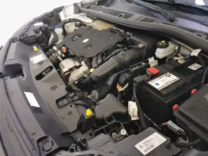 Photo 39 Peugeot 2008  BlueHDi 130 S&S EAT8