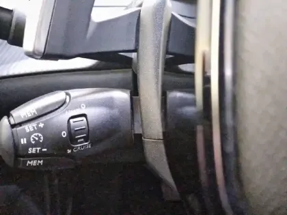 Photo 50 Peugeot 2008  BlueHDi 130 S&S EAT8