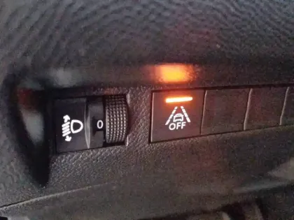 Photo 53 Peugeot 2008  BlueHDi 130 S&S EAT8