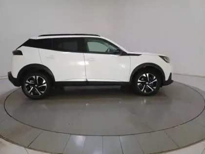 Photo 28 Peugeot 2008  BlueHDi 130 S&S EAT8