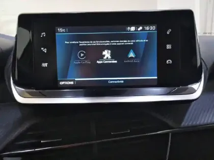 Photo 48 Peugeot 2008  BlueHDi 130 S&S EAT8