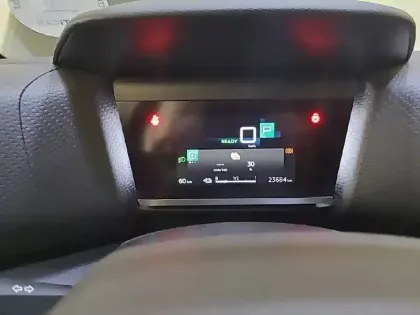 Photo 9 Citroën C4 e- 136 ch Automatique