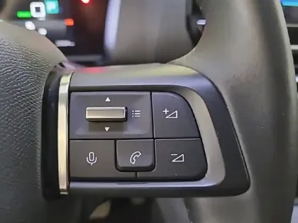 Photo 28 Citroën C4 e- 136 ch Automatique