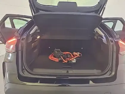 Photo 5 Citroën C4 e- 136 ch Automatique