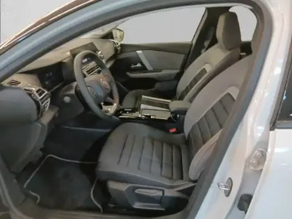 Photo 10 Citroën C4  Hybride 145 e-DCS6