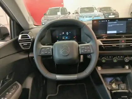 Photo 8 Citroën C4  Hybride 145 e-DCS6