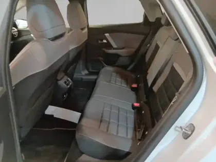 Photo 11 Citroën C4  Hybride 145 e-DCS6