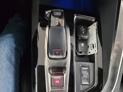 Photo 12 Peugeot 3008  BlueHDi 130ch S&S EAT8