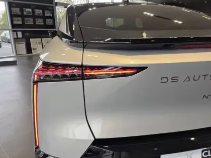 Photo 16 DS DS 8 N°8 230 ch FWD Standard Range