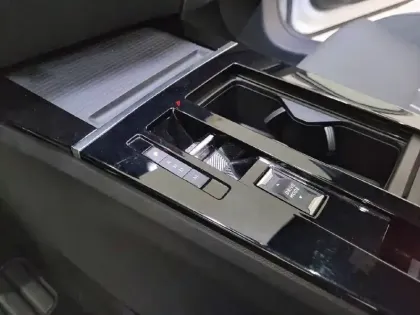 Photo 13 Opel Astra  1.2 Turbo 130 ch BVA8