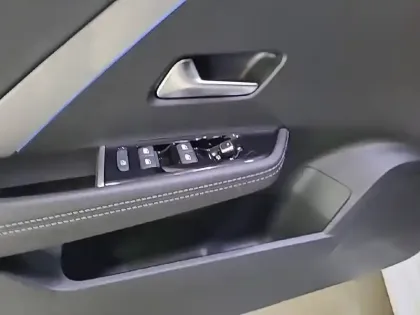 Photo 30 Opel Astra  1.2 Turbo 130 ch BVA8