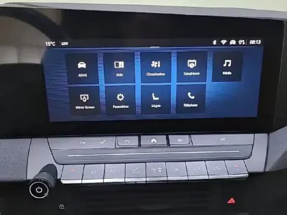 Photo 18 Opel Astra  1.2 Turbo 130 ch BVA8