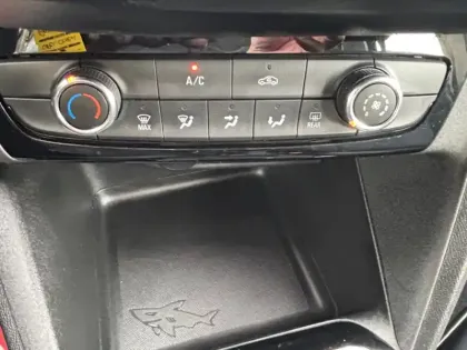 Photo 25 Opel Corsa  1.2 Turbo 100 ch BVM6