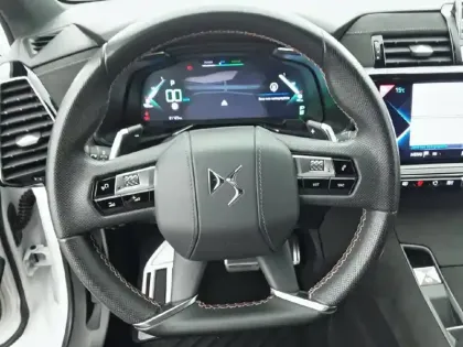 Photo 8 DS Ds 7 DS7 Crossback Hybride E-Tense 300 EAT8 4x4