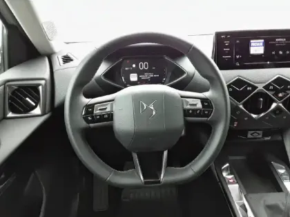 Photo 8 DS DS 3  PureTech 100 BVM6