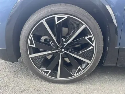 Photo 12 DS DS 8 DS N°8 350 ch AWD Long Range