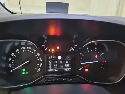 Photo 9 Citroën C3 Aircross  PureTech 110 S&S EAT6