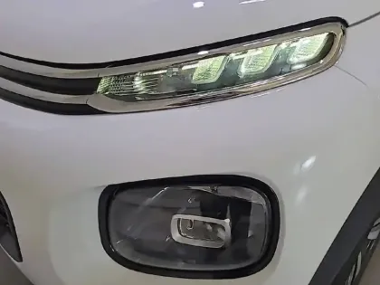 Photo 15 Citroën C3 Aircross  PureTech 110 S&S EAT6