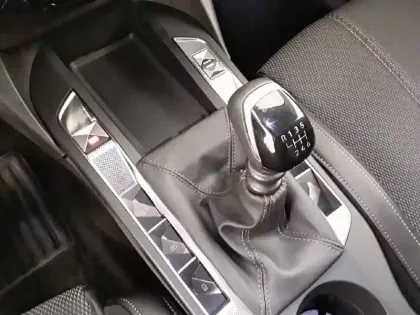 Photo 15 DS DS 3  PureTech 100 BVM6