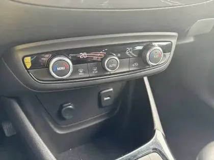 Photo 17 Opel Crossland  1.2 Turbo 110 ch BVM6