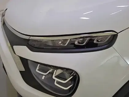 Photo 15 Citroën C4  Cactus PureTech 82