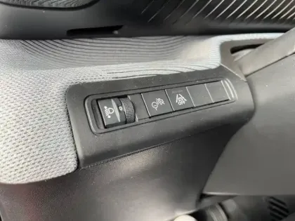 Photo 17 Citroën C3 e- 113 ch Automatique