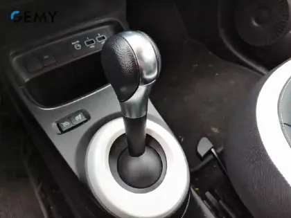 Photo 10 Renault Twingo  III E-Tech