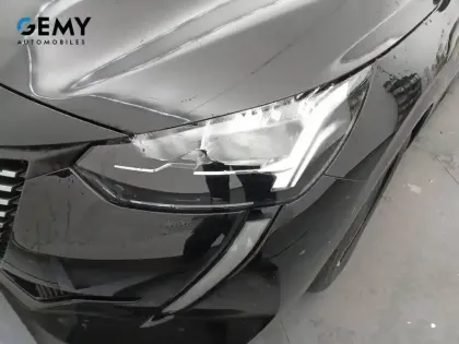 Photo 54 Peugeot 208  BlueHDi 100 S&S BVM6