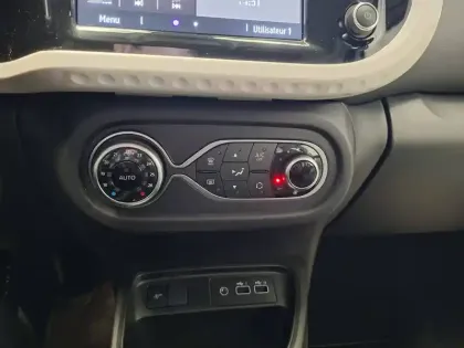 Photo 33 Renault Twingo  III SCe 65