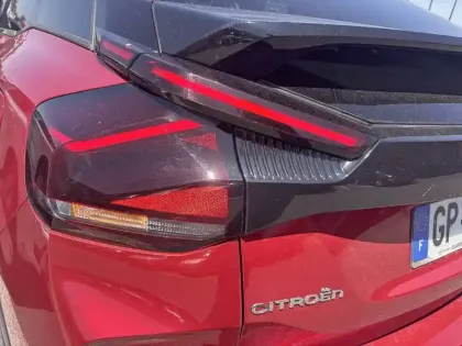 Photo 16 Citroën C4 e- 136 ch Automatique