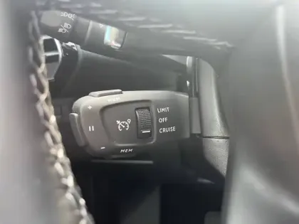 Photo 14 DS DS 7  Hybride Rechargeable E-Tense 225 EAT8