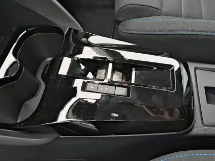 Photo 13 Citroën C3  Hybride 110 ch e-DCS6