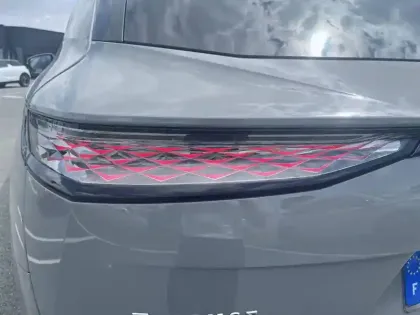 Photo 16 DS DS 7  Hybride Rechargeable E-Tense 225 EAT8