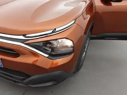 Photo 15 Citroën C4 e- 136 ch Automatique