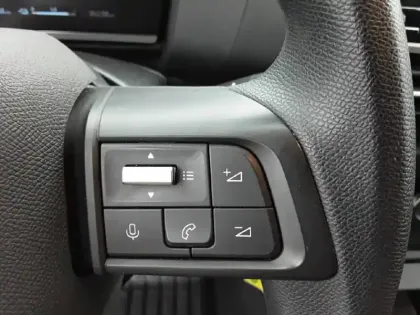 Photo 18 Citroën C4 e- 136 ch Automatique