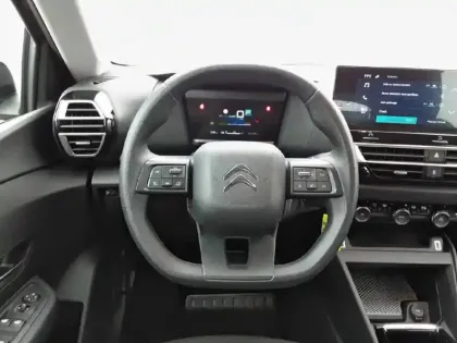 Photo 8 Citroën C4 e- 136 ch Automatique