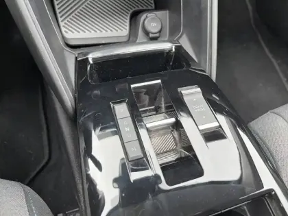 Photo 13 Citroën C4  BlueHDi 130 S&S EAT8