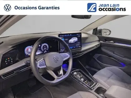 Photo 12 Volkswagen Golf  1.5 eTSI EVO2 116 DSG7