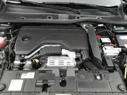 Photo 36 Citroën C4 Gén. III Ph2 PLUS 5