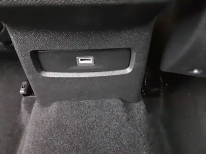 Photo 39 Citroën C4 Gén. III Ph2 PLUS 5