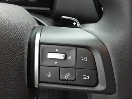 Photo 63 Citroën C4  Hybride 136 e-DCS6