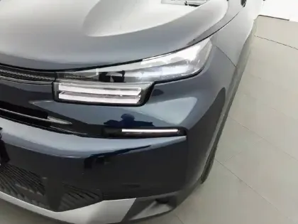 Photo 37 Citroën C4 Gén. III Ph2 PLUS 5