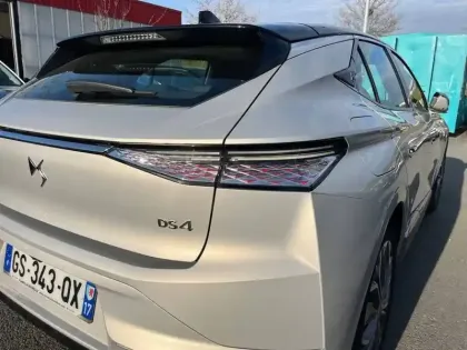 Photo 60 DS DS 4  Hybride E-Tense 225 EAT8