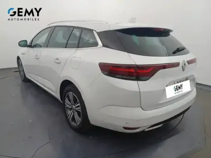 Photo 15 Renault Megane Mégane IV Estate E-TECH Plug-In Hybride 160