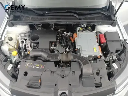 Photo 11 Renault Megane Mégane IV Estate E-TECH Plug-In Hybride 160