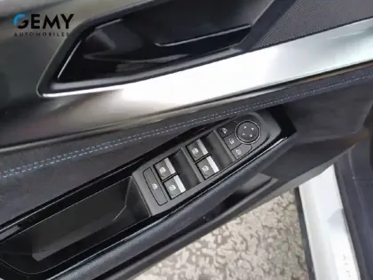 Photo 11 Renault Austral  mild hybrid 160 auto