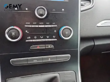 Photo 14 Renault Grand Scenic  TCe 140 FAP - 21