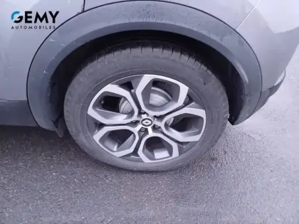 Photo 10 Renault Captur  TCe 140 EDC - 21